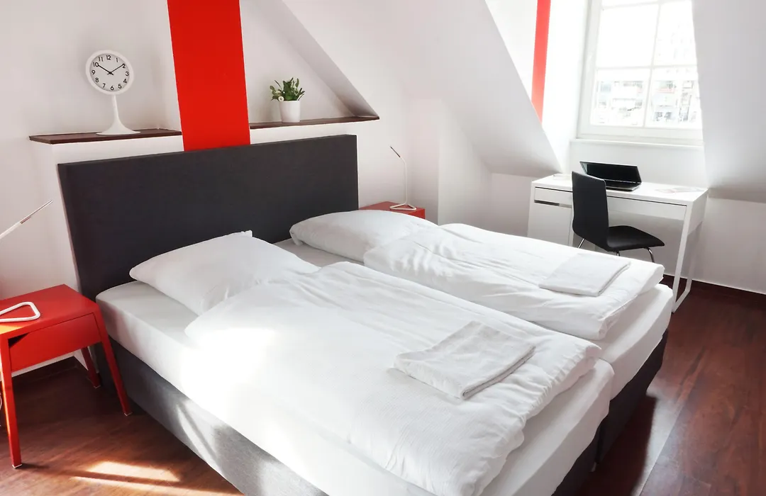 Check In Hotel-1